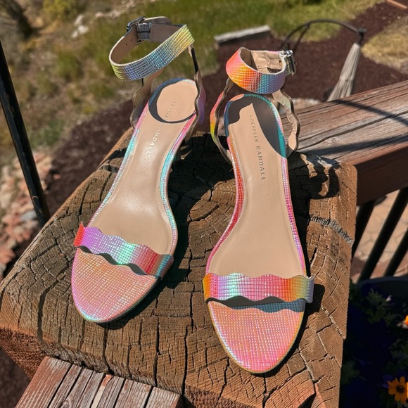 LOEFFLER RANDALL Reina Scalloped Leather Sandal Heels Iridescent Sz 9 - Picture 4 of 11
